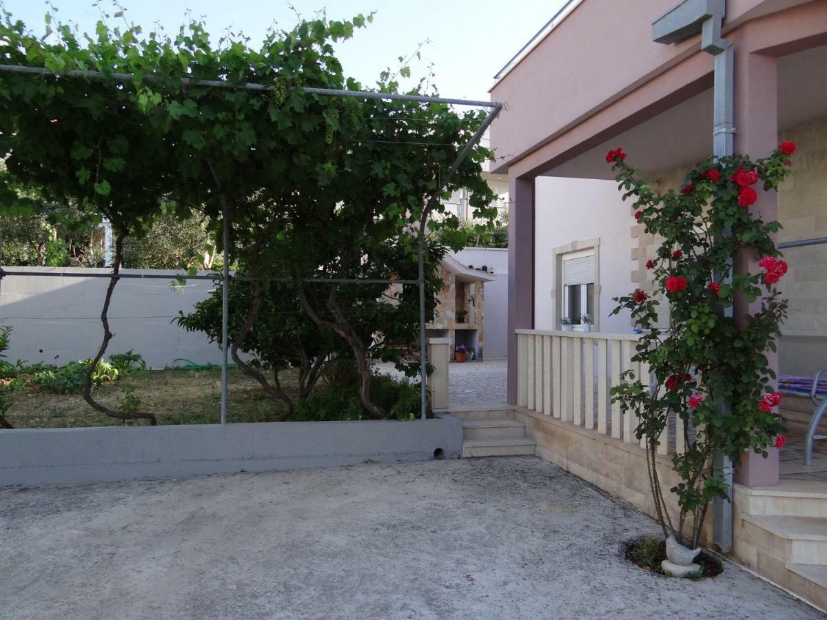 Vila Emilija Trogir Exterior foto